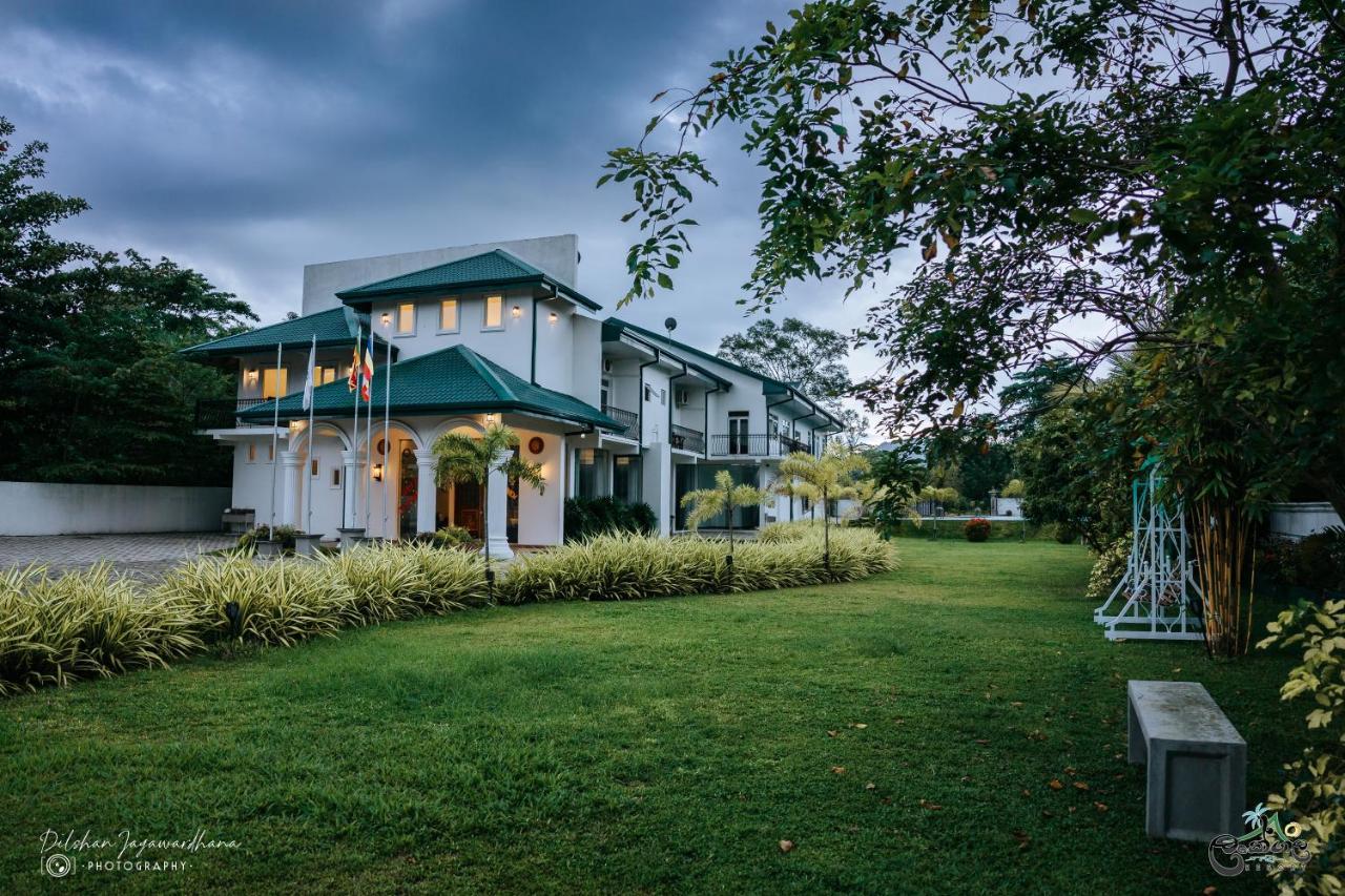 Lakegala Resort マータレー エクステリア 写真